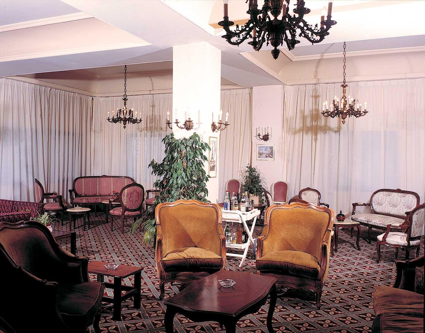 מלון בורומאנה Le Crillon מראה חיצוני תמונה
