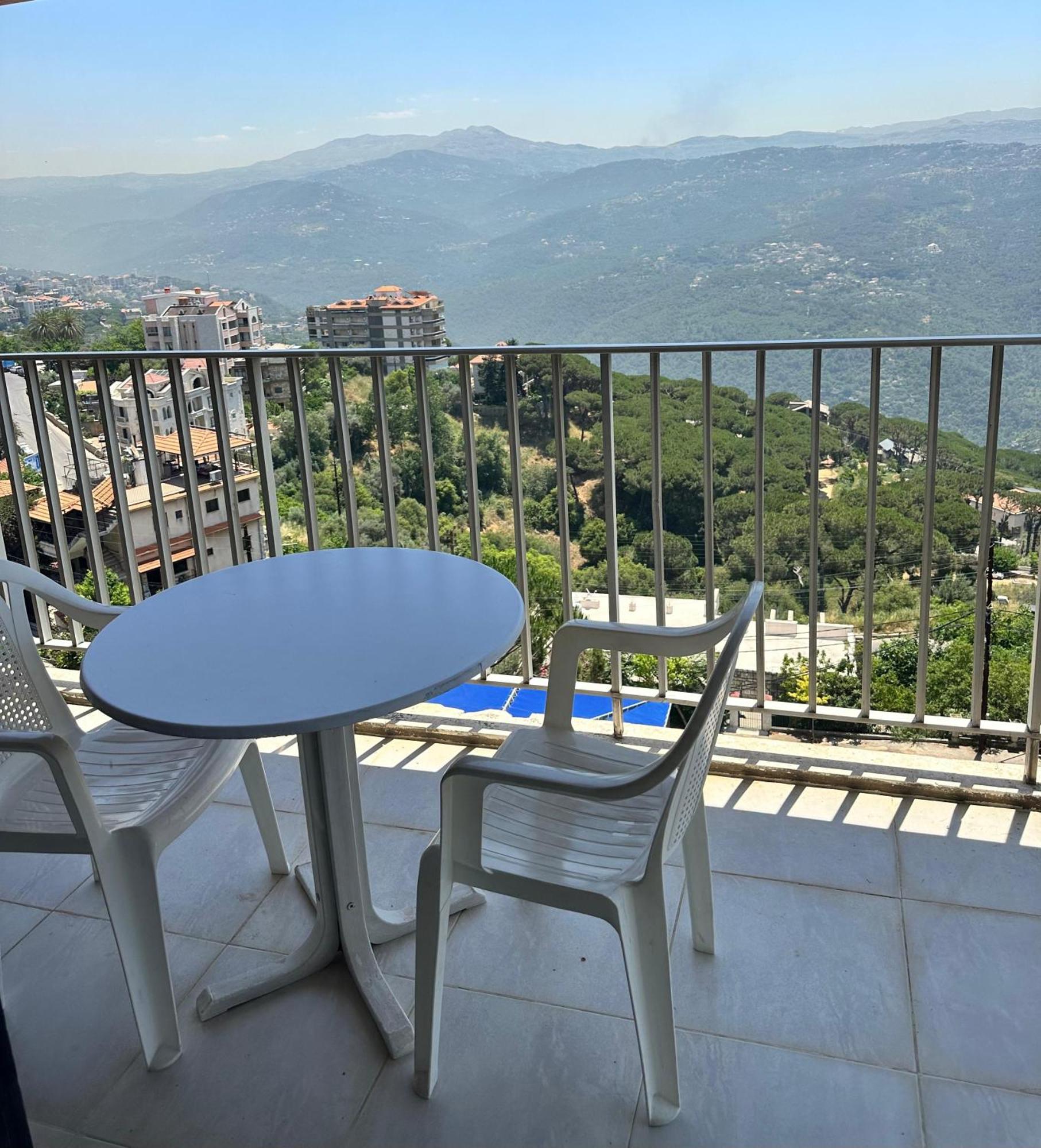 מלון בורומאנה Le Crillon מראה חיצוני תמונה