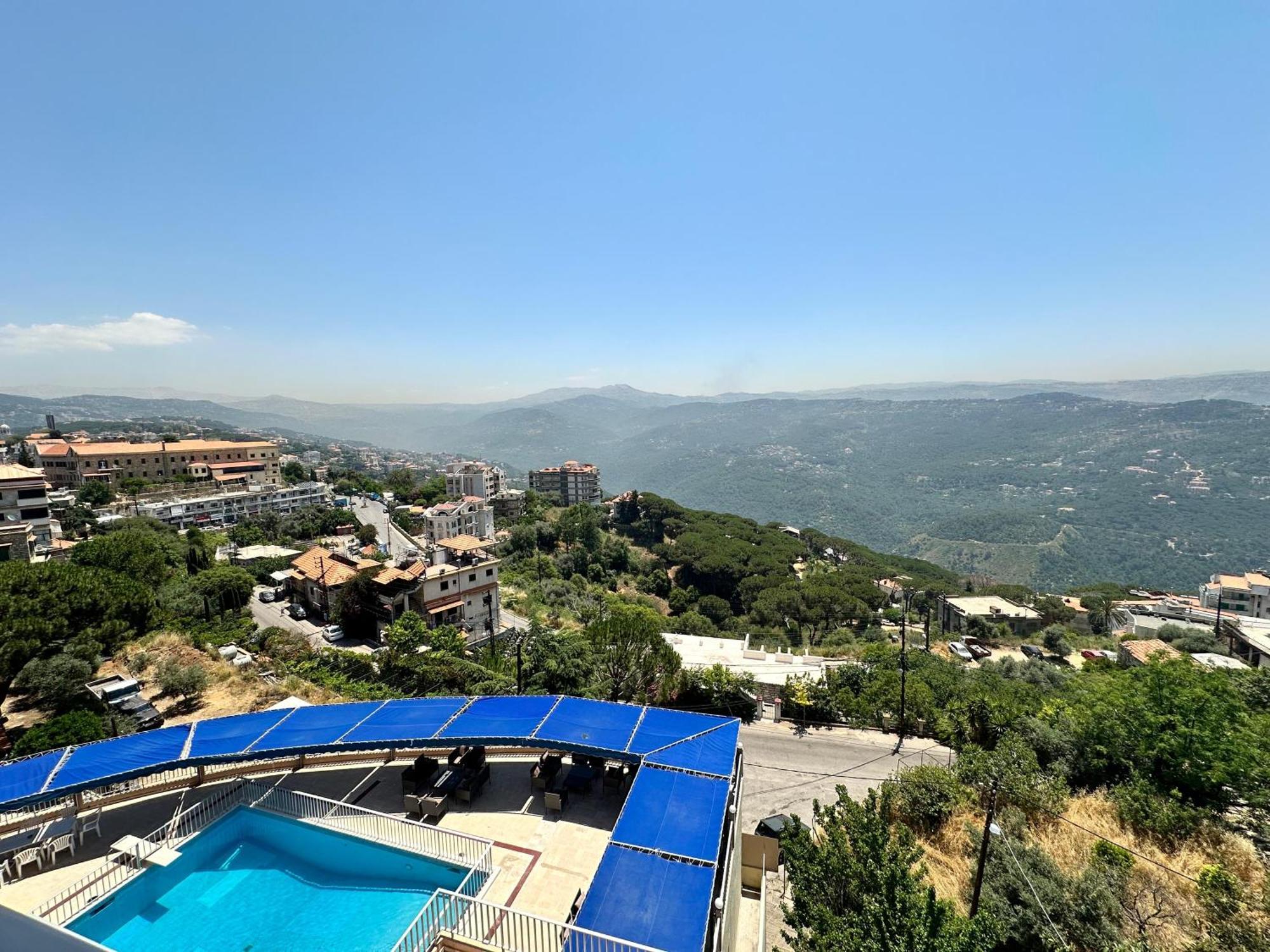 מלון בורומאנה Le Crillon מראה חיצוני תמונה